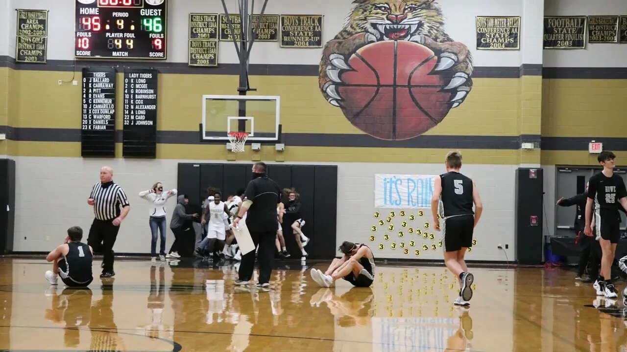 Howe Bulldogs at Whitewright Tigers Highlights, 2/12/2021