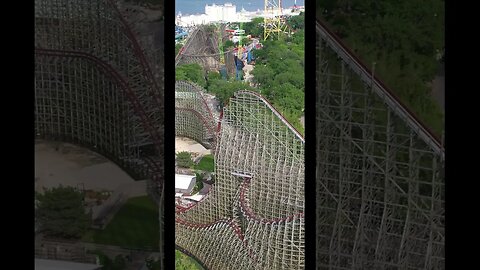 Steel Vengeance 🆚 Iron Gwazi@buschgardensflorida @CedarPointVideos #drone #rollercoaster