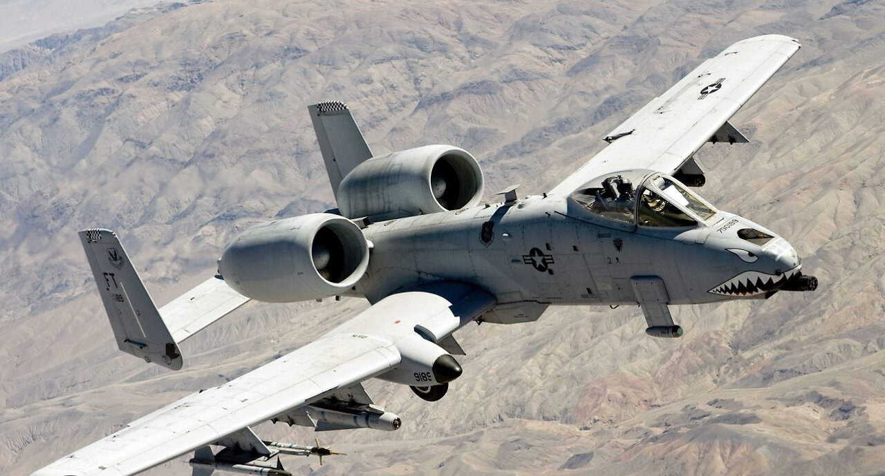 War plain - A 10 Over our Home !