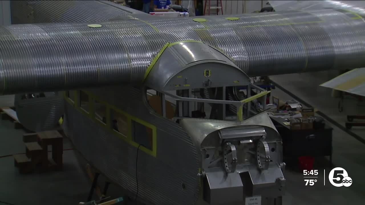 Volunteers rebuild 1929 Ford Tri-Motor airplane to give living history rides