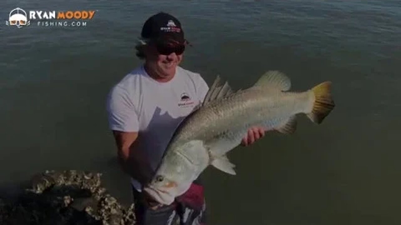 Catching barramundi from the rockwall or breakwall using the Uninterested Technique