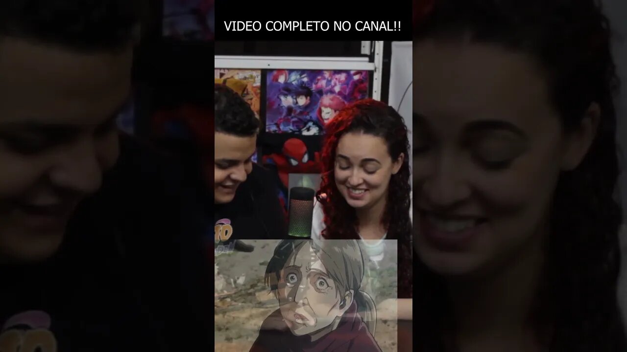 NAMORADA vendo Attack on Titan pela PRIMEIRA VEZ!! #shorts | Hueco Mundo