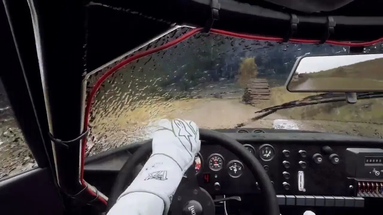 DiRT Rally 2 - Stratos Trudges Through Rosebank Farm