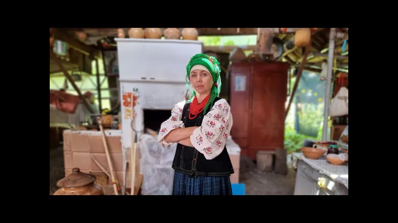 We are preparing Trinity green borscht. "Lyalina Svetlica" in Oposhna