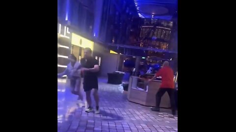 CRUISE-SHIP EXPLORER OF THE SEAS🌬️💨🛳️🌊TILT SIDEWAYS IN ATLANTIC OCEAN🌬️💨🛳️💫