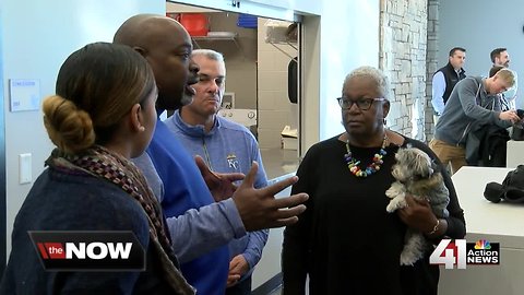 Jackie Robinson's daughter visits Urban Youth Academy