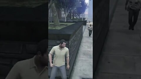 GTA5 : MICHAEL FOI TROLLA E SE DEU MAL KKK #shorts