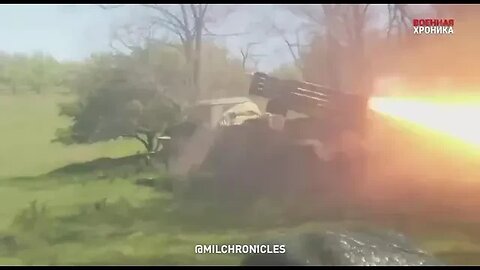‼️РСЗО «Торнадо-Г» ведёт огонь по позициям в районе Золотого, Луганская область#спецоперация #лнр