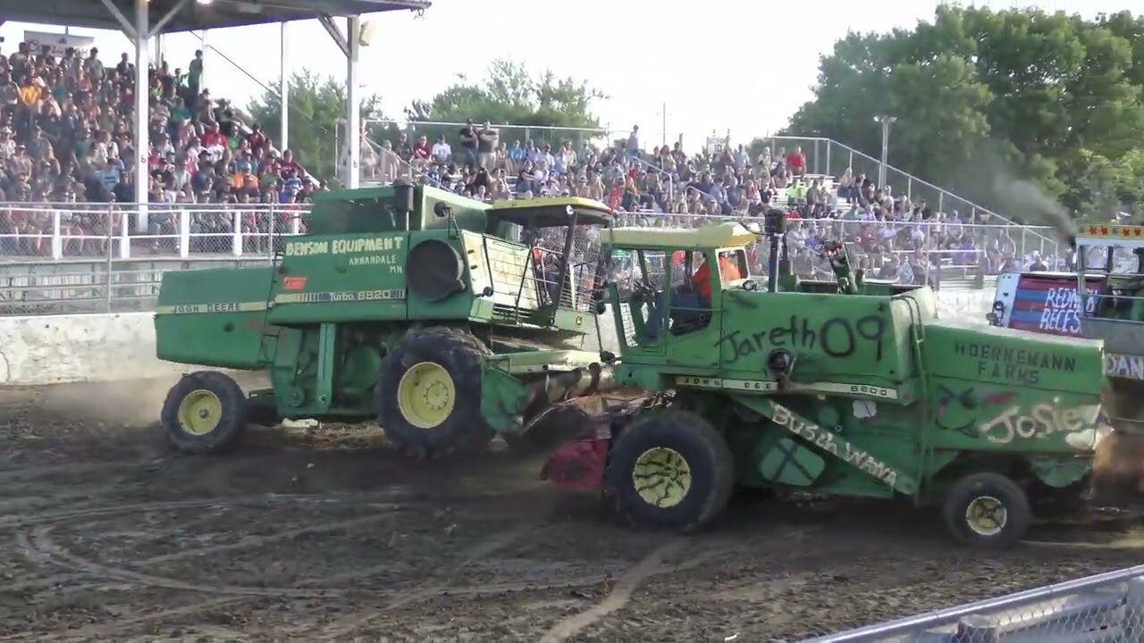 COMBINE DERBY (tractor smashing)