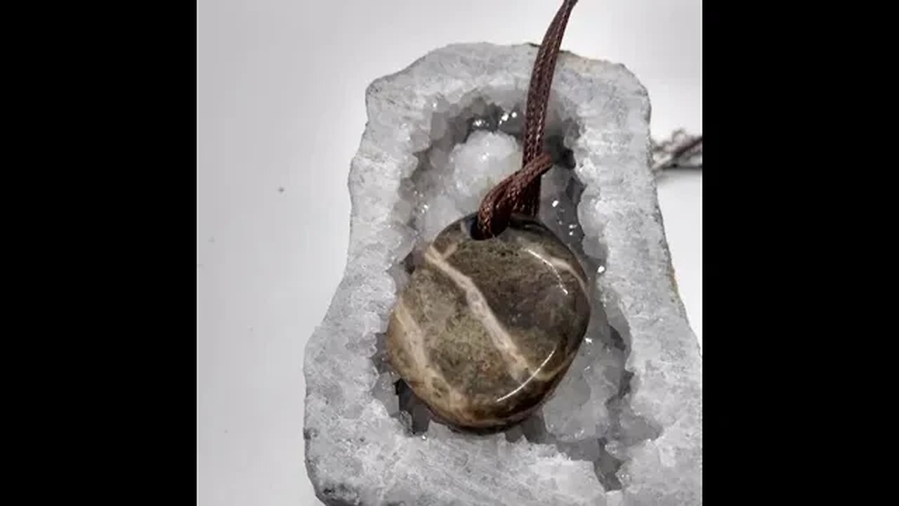 JASPER PENDANT NECKLACE