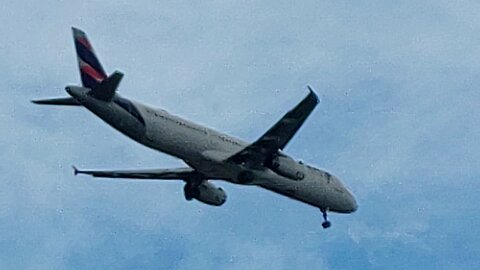 Airbus A321 PT-MXG coming from Belém do Pará to Fortaleza