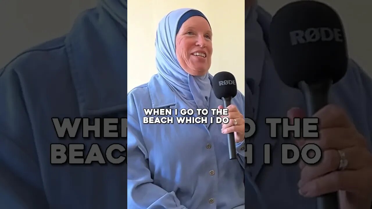 Why Women Wear Hijabs #thedeenshow #hijab #islam