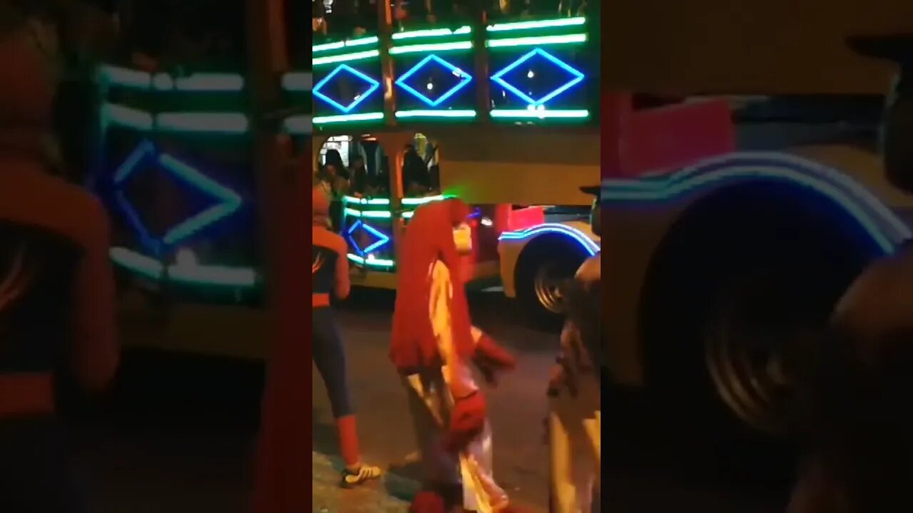 DANÇANDO FOFÃO, GOKU, FOFONA, HOMEM-ARANHA E PATATI NA CARRETA DA ALEGRIA TREM BALADA, LIKE