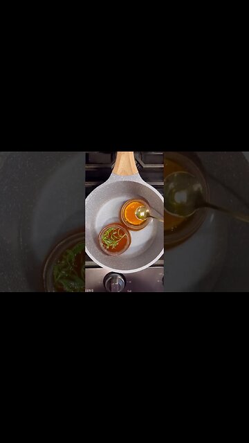 Impress your holiday guests with this delicious CBD-Infused Honey.