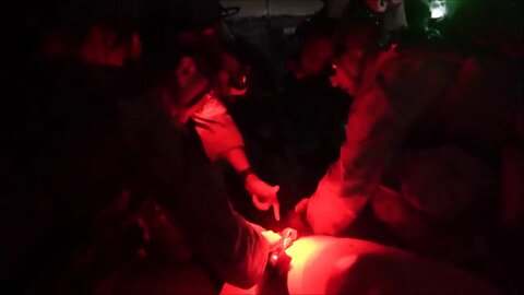 Marines Conduct Combat Life Savers Course in Kuwait