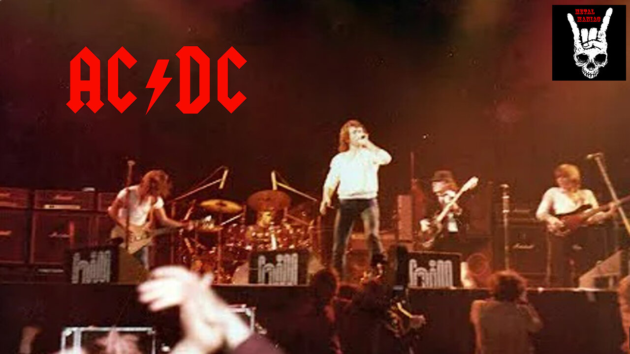 AC/DC - Rock'N'Roll Damnation (Live @ the Apollo Theatre, Glasgow - 1978)