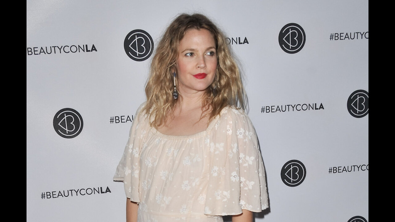 Drew Barrymore supported Hugh Grant after his 1995 arrest