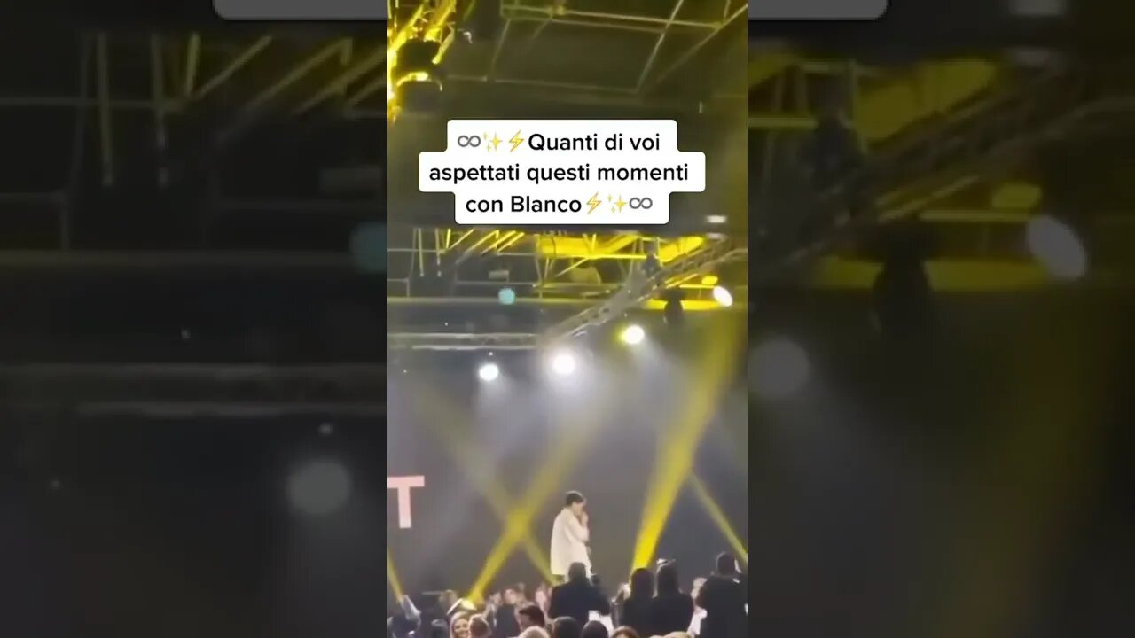BLANCO LIVE! CHE SPETTACOLO 😍
