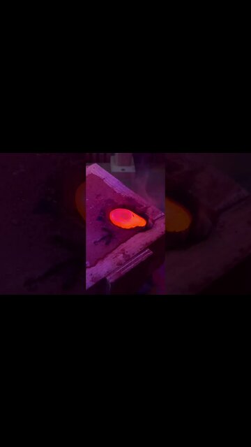 🔥HOT METAL🔥 VS 💦WATER💦 😱 #amazing #amazingmetalcasting #hotvscold #metals