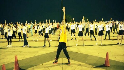 舞蹈《火花》动感活跃 节奏强烈的一段舞蹈【順能炫舞團】