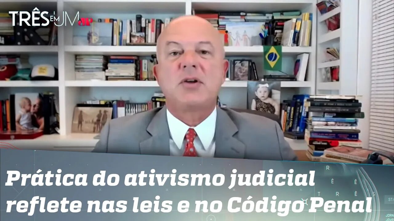 Roberto Motta: Perdão de Bolsonaro a Daniel Silveira é totalmente constitucional