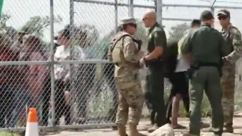 Video seems to show Biden's border agents allowing inside illegal immigrants