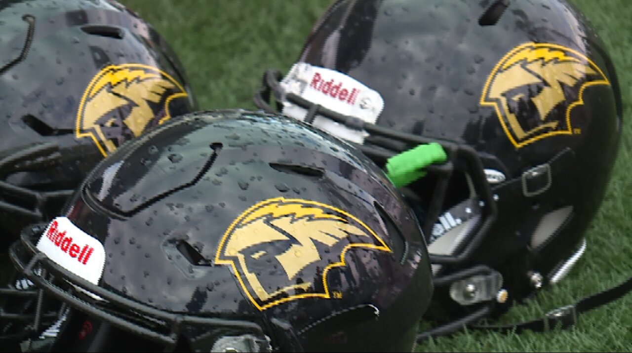 "Survival is kind of the question": How coronavirus is impacting UW Oshkosh football