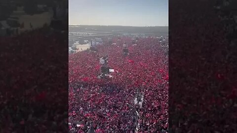 Istanbul, Turkey. Thousands rally in solidarity with the Palestinian people in Gaza