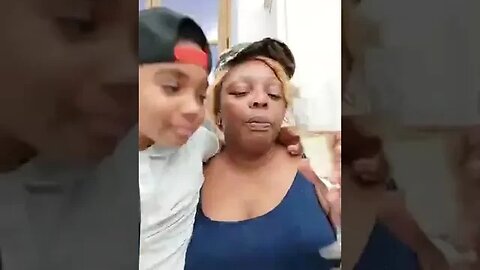 Natacha de Monaco peut même dire que cela raconte souvent que le coït onirique de multiples facettes
