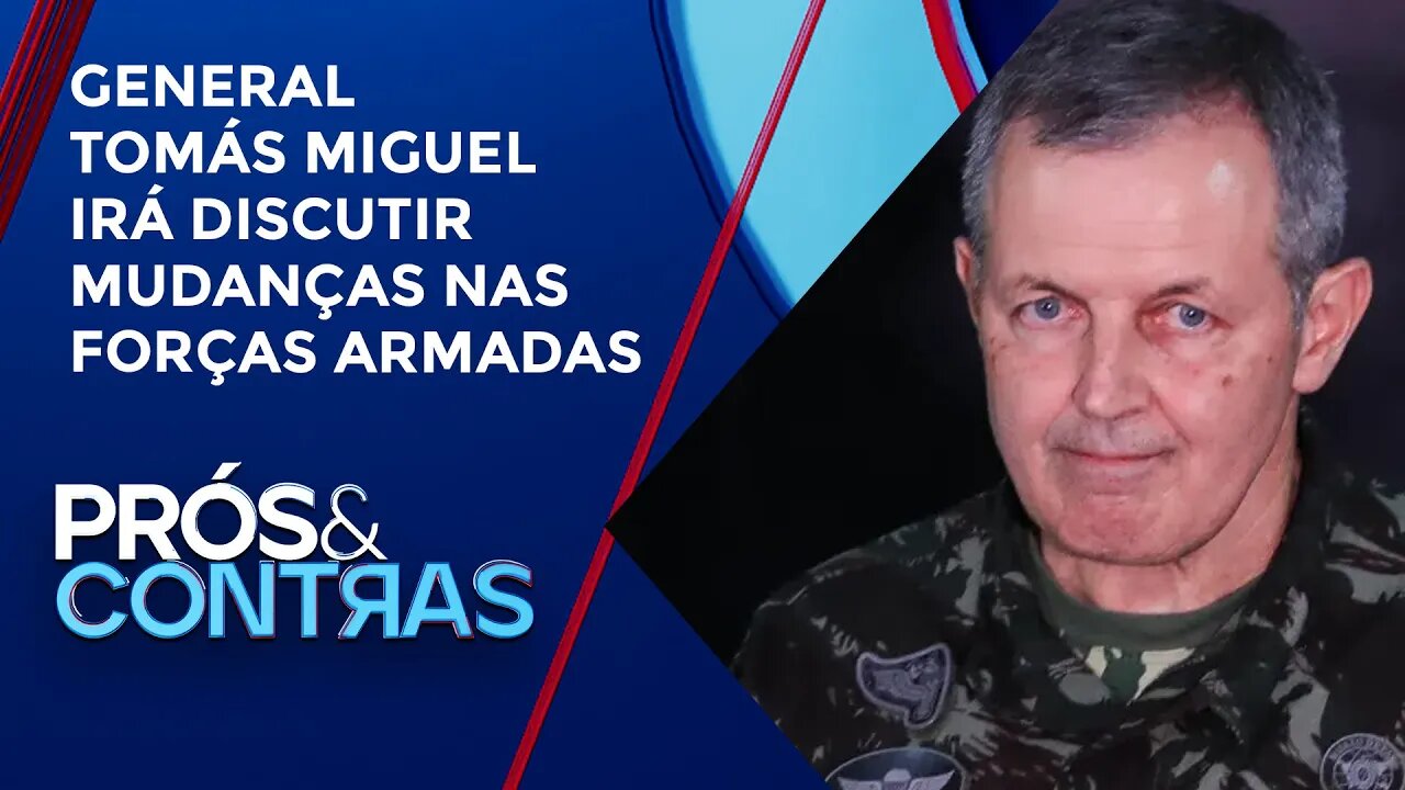 Novo comandante do Exército convoca reunião com a cúpula das Forças Armadas | PRÓS E CONTRAS