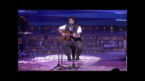 Arijit Singh's music performance on Mirchi Music Awards