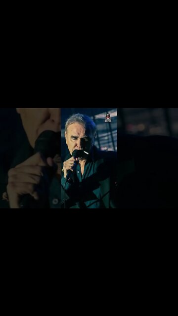 Morrissey Abruptly Ends His Show