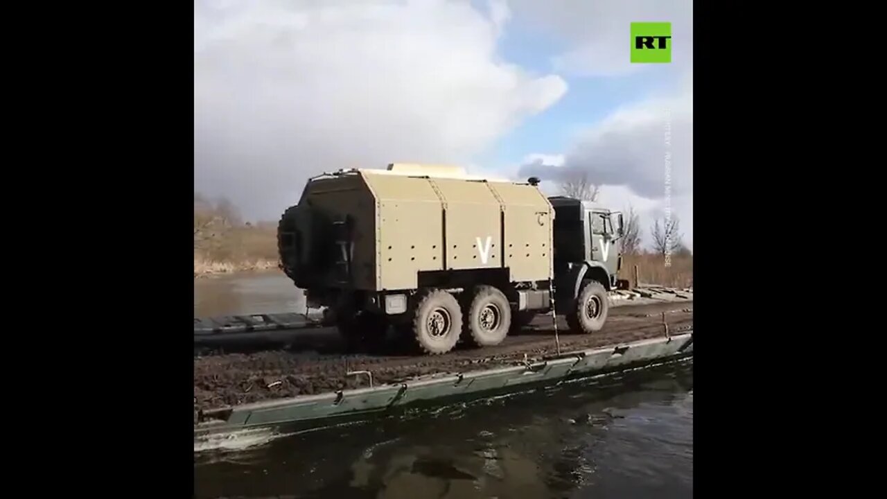 New footage shows Russian convoy in Kiev region