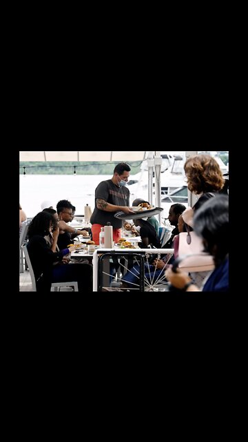 Kitchen Nightmares Chef gets Customer SICK!