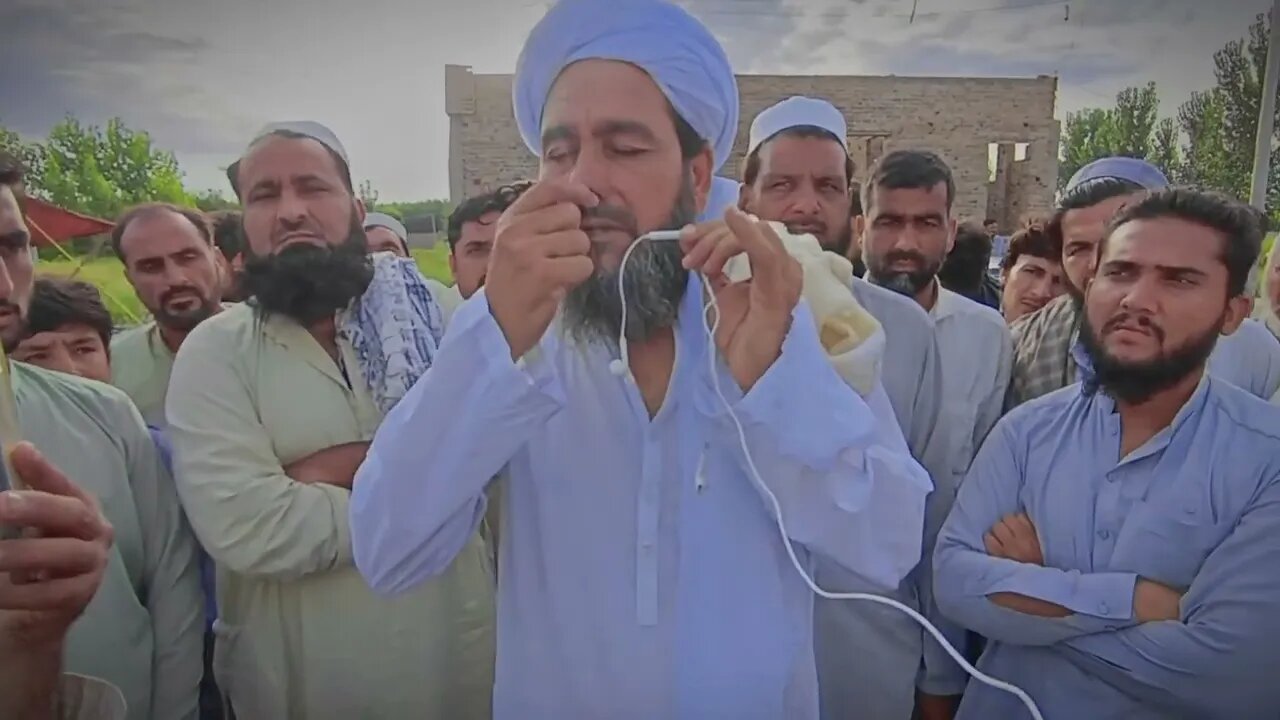 مولانا محمد آیاز نقشبندی ہر قسم بیماری کا علاج بذریعہ قرآن دم درود اور دوائی سے کرتے ہیں