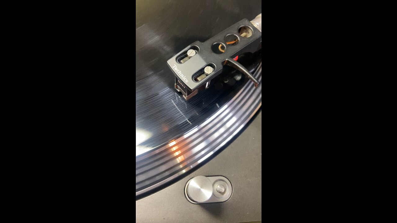 Technics SL-1200 Mk3 turntable