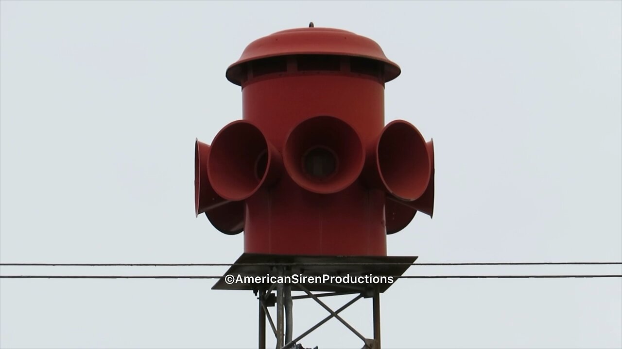 Noon Siren Test in Ramsey, Illinois