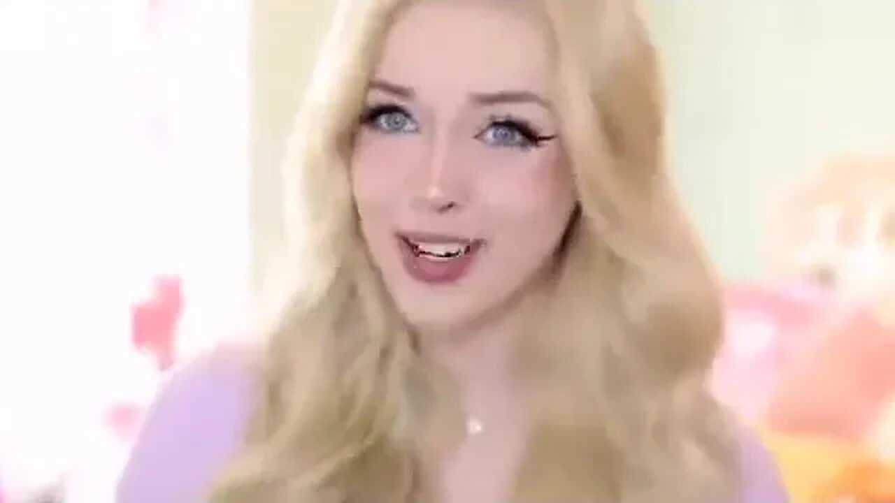 Lyssy Noel DO NOT PLAY WITH BARBIE AT 3AM BARBIE IS WATCHING US! Reuploaded