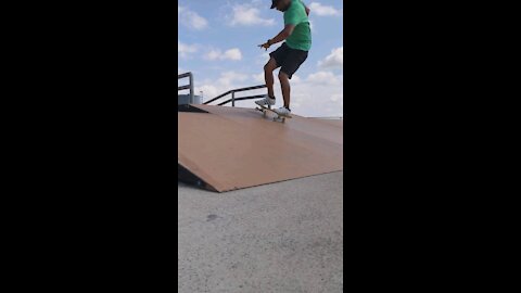 45 year old skateboarder - pressure flip