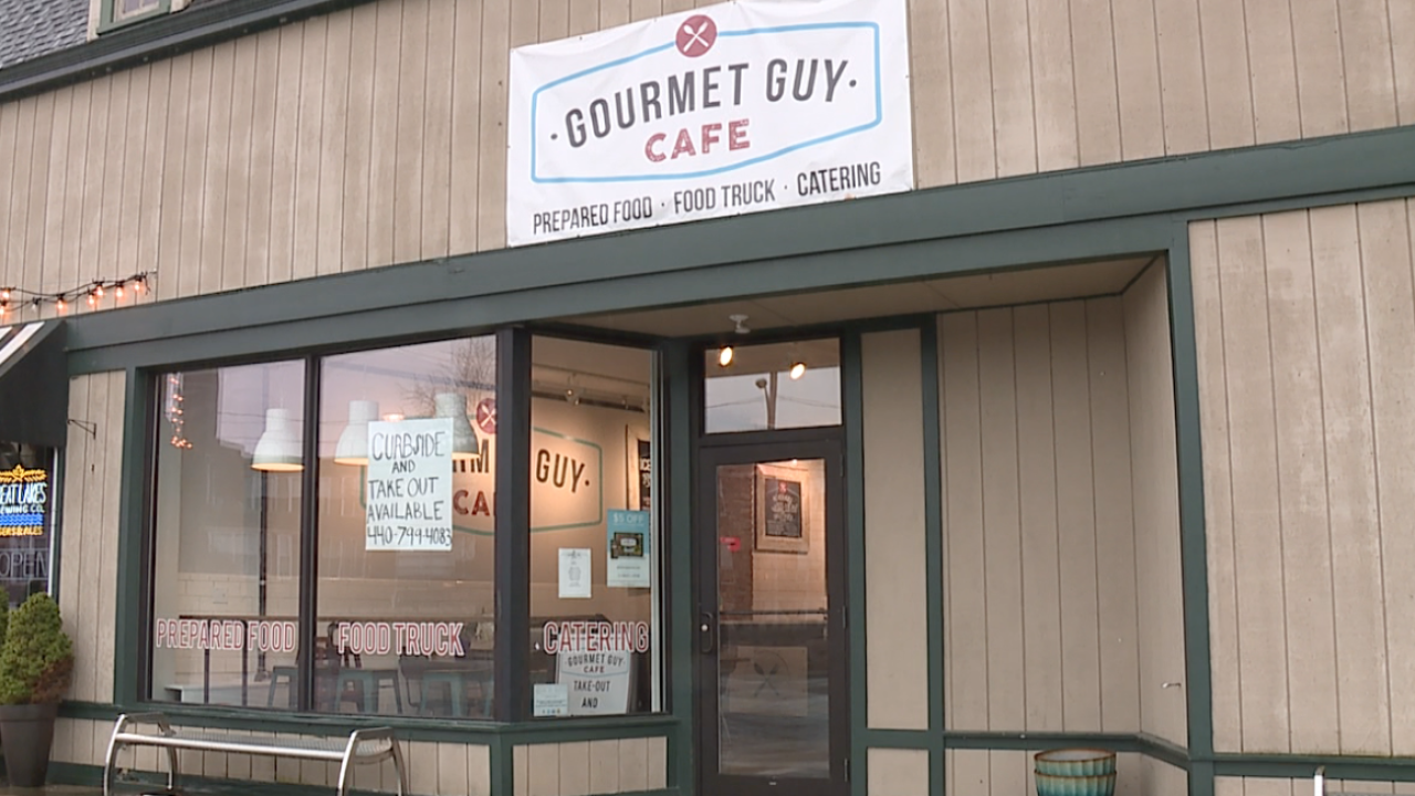 Rocky River's Gourmet Guy Cafe starts meal donation program for healthcare workers, first responders