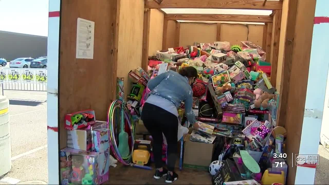 Tampa Bay area radio host lives and works on toy tower for one week