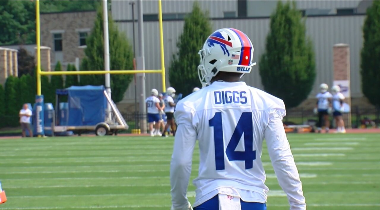 'All is well': Buffalo Bills wide receiver Stefon Diggs arrives at training camp