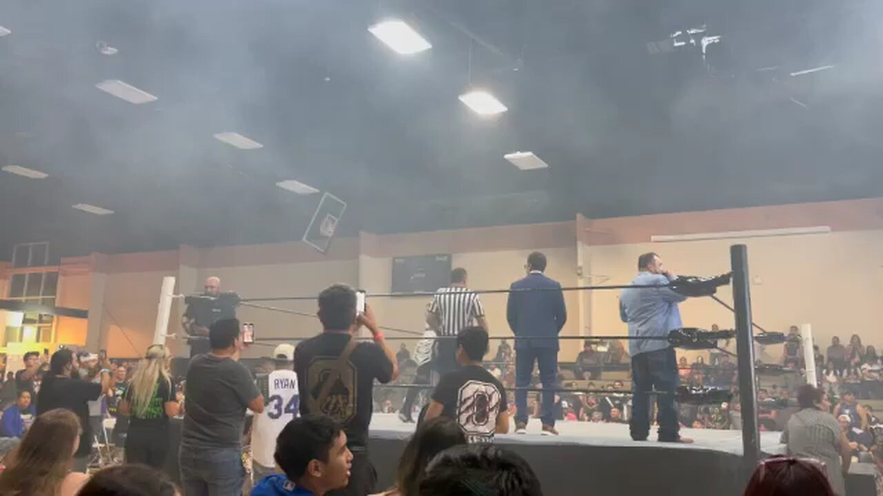 Pentagon JR 0M Vs Hijo del vikingo