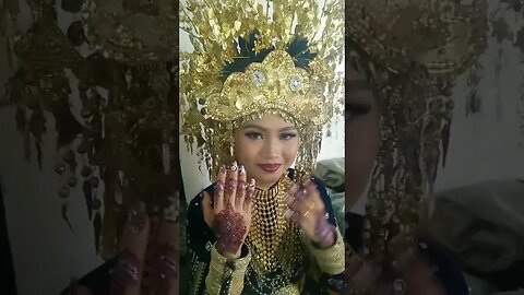 Pengantin Memakai Pakaian Adat Palembang #shorts #short #shortvideo