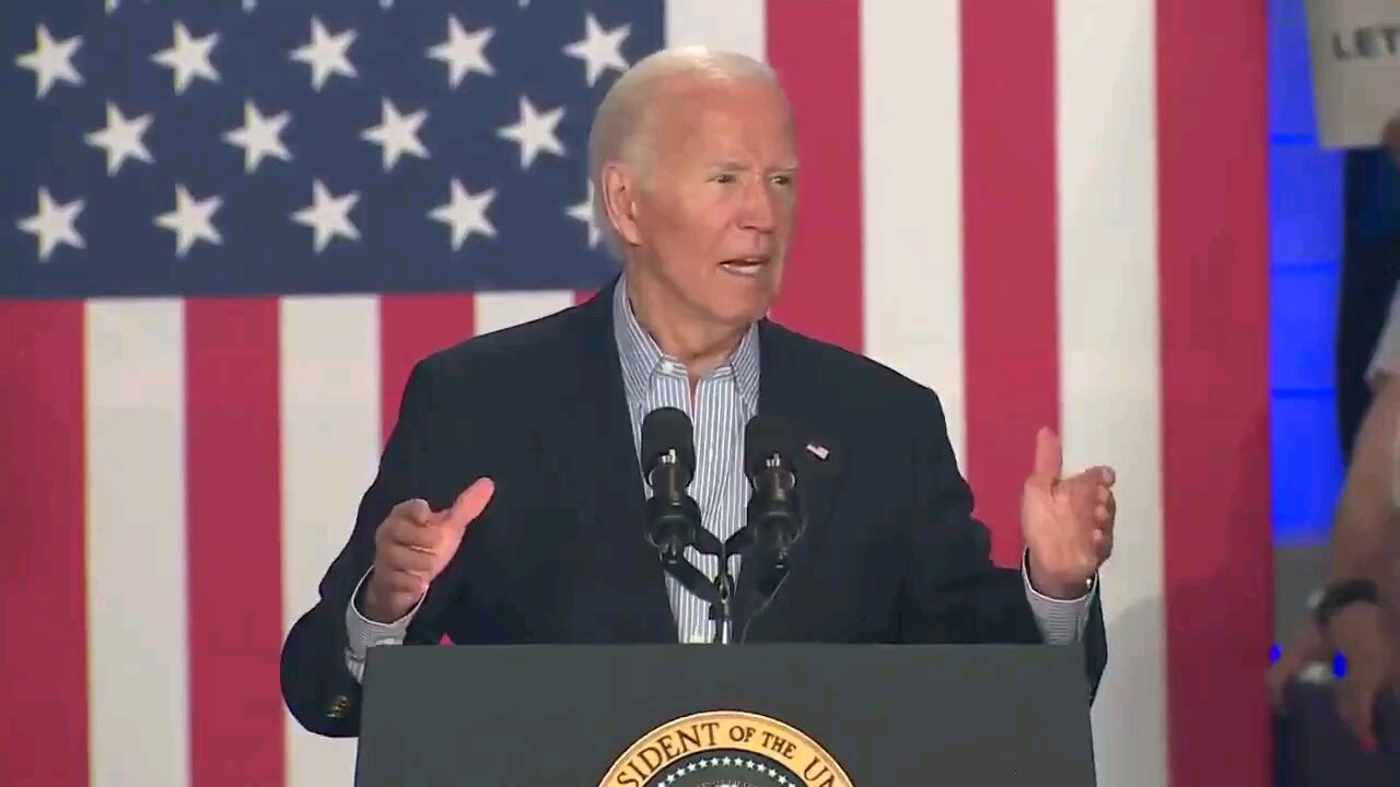 BIDEN (In 2024): "I'll beat Donald Trump! I will beat him again in 2020!". The crowd corrects him.