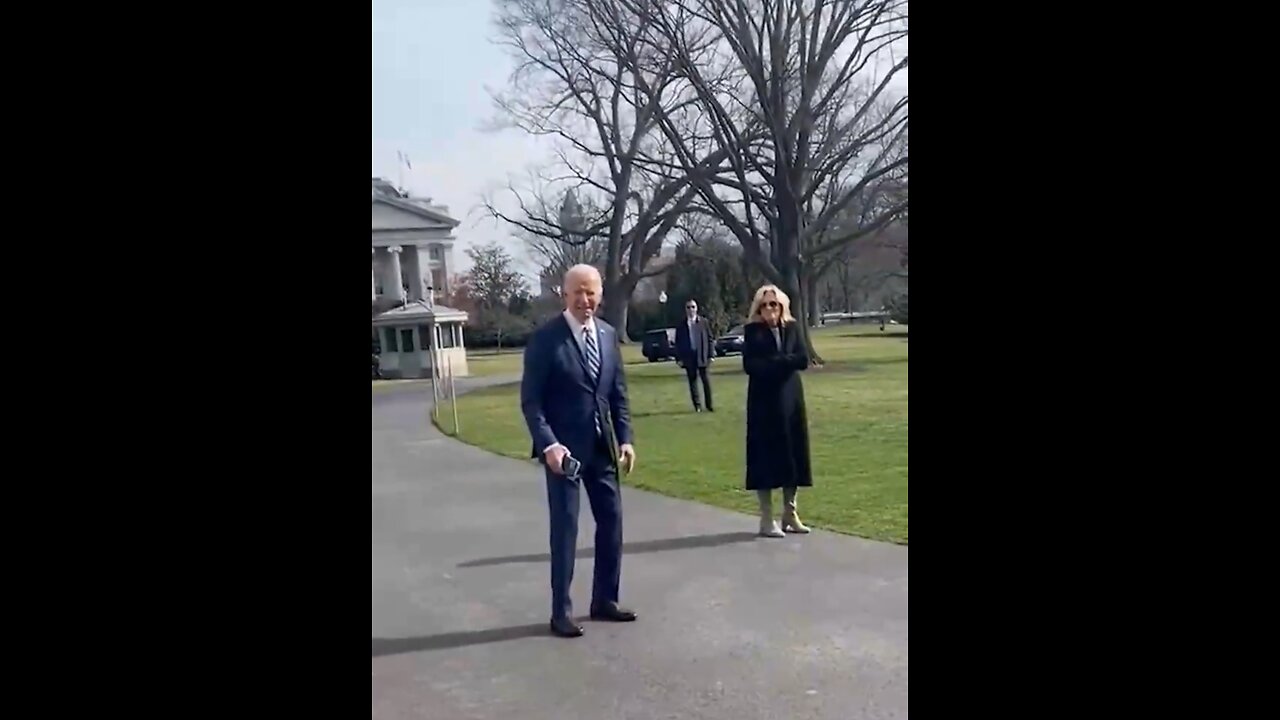 Biden Bizarrely Stares At The Press Without Taking Questions