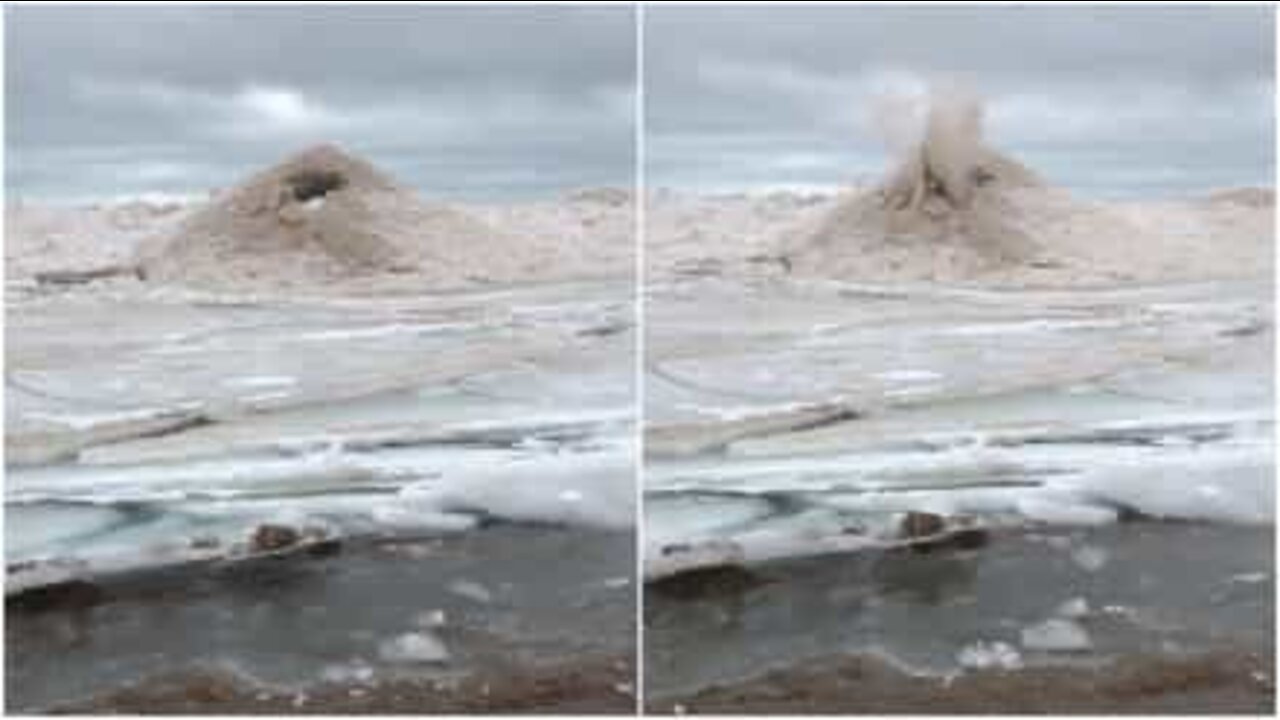 Rar sandformasjon i Lake Michigan ser ut som en vulkan