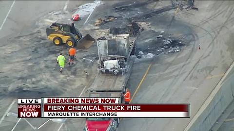 Chemical truck fire closes I-43/94 NB in Marquette Interchange