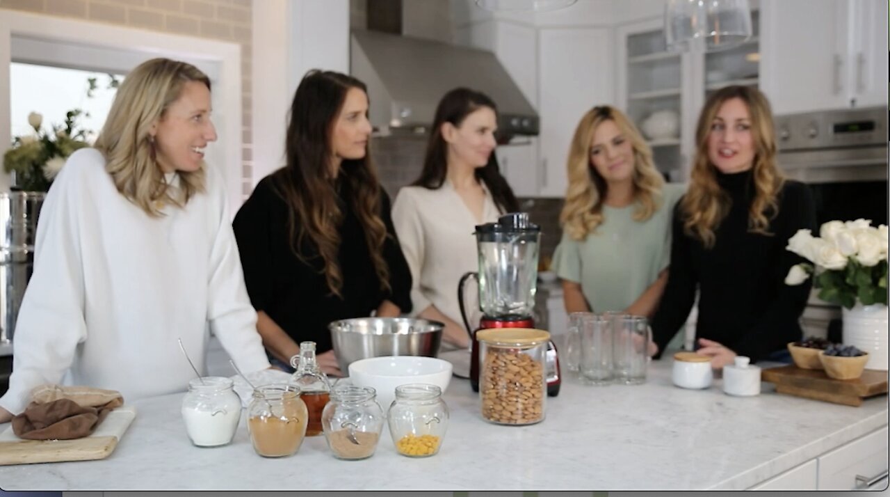 Megan Lubbers: Turmeric Latte Demo & Recipe