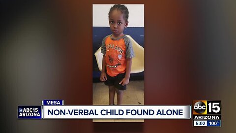 Three-year-old boy found wandering along in Mesa, police searching for parents